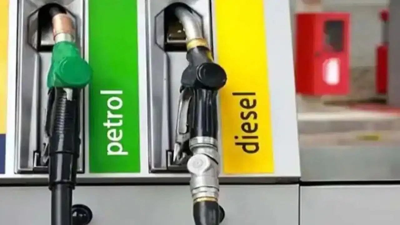 Petrol Diesel Price: महंगे पेट्रोल-डीजल के लिए रहें तैयार! इंडियन बास्केट क्रूड 100 डॉलर के पार