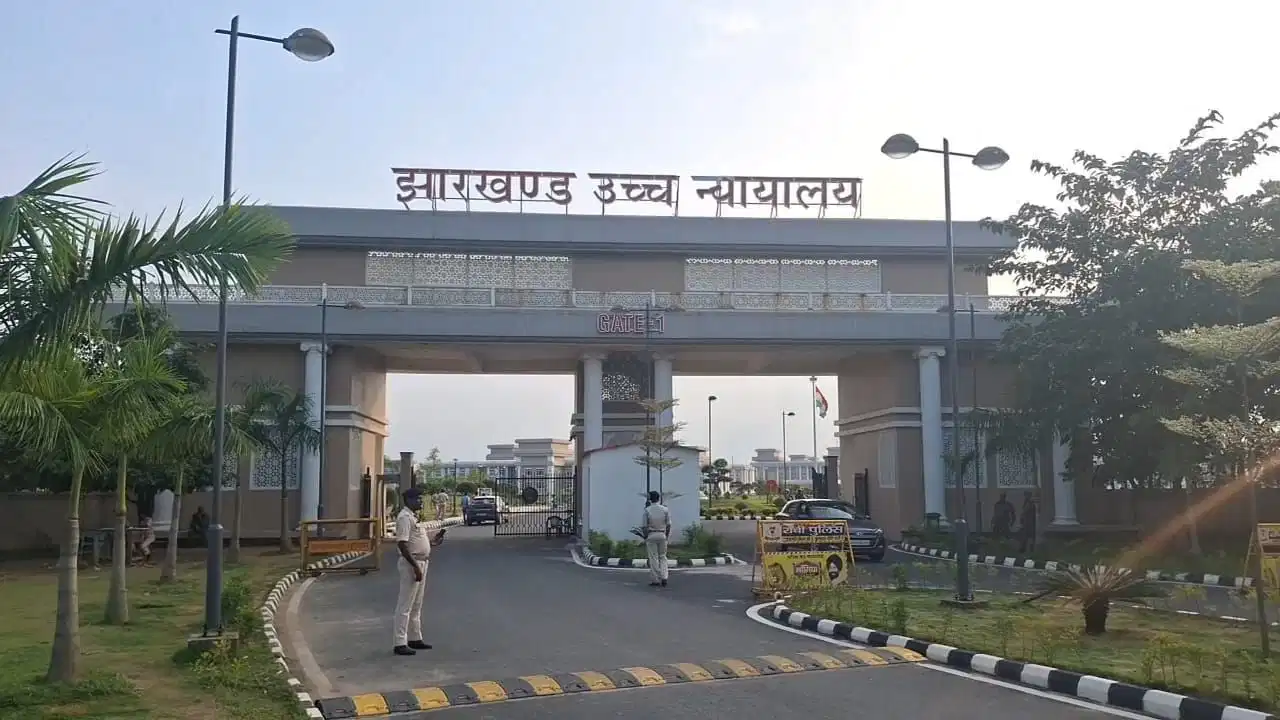 100 रुपये की रिश्वत का मामला 31 साल बाद भी जारी, 75 साल की उम्र में पूर्व रेलकर्मी को जेल