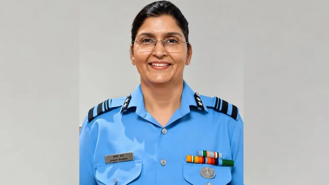 भारतीय वायुसेना में शक्ति शर्मा ने रचा इतिहास, बनीं पहली नॉन-मेडिकल महिला दो-स्टार अफसर