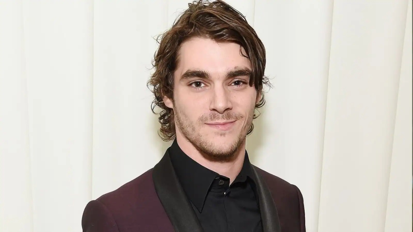 Breaking Bad के एक्टर RJ Mitte का 34 साल की उम्र में निधन, दिव्यांगों के अधिकारों के लिए उठाते थे आवाज