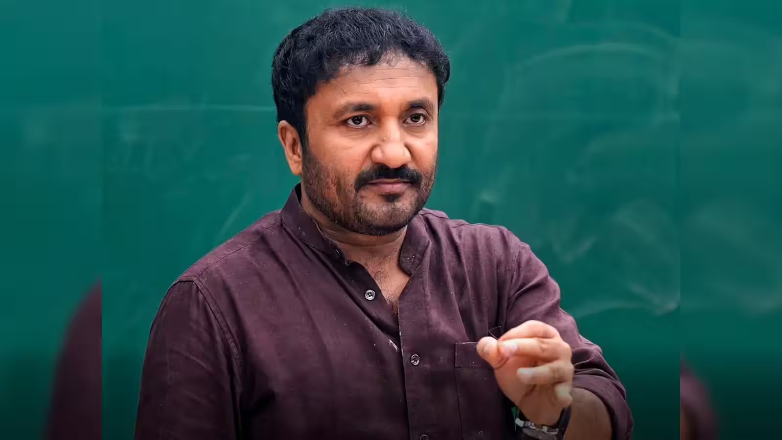 ऋतिक रोशन ने की सुपर इनफिनिटी के लिए आनंद कुमार की तारीफ, जानें क्या कहा
