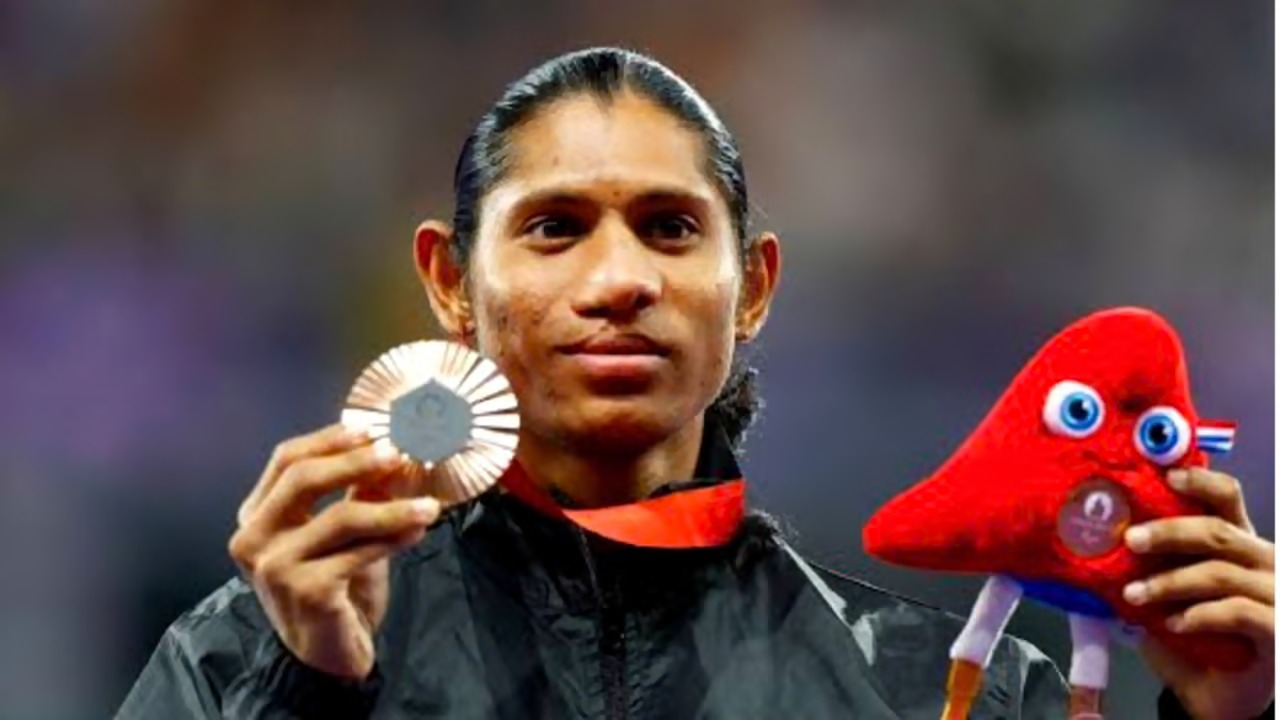 दीप्ति जीवनजी की संघर्ष से गोल्ड तक की कहानी, कभी उड़ाया था मजाक आज एशियन पैरा गेम्स में रचा इतिहास