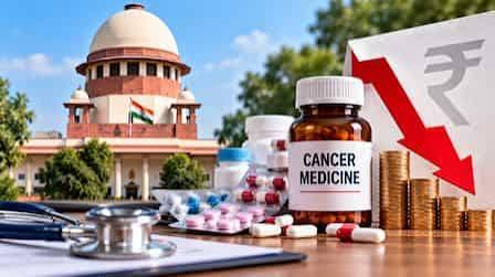कैंसर की दवाओं पर 30% ट्रेड मार्जिन की सीमा तय करने की तैयारी, केंद्र ने सुप्रीम कोर्ट को दी जानकारी
