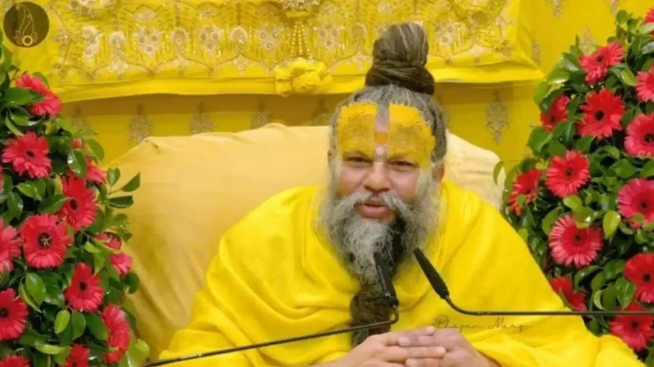 रसिक दुलारी शरण की मौत के बाद प्रेमानंद महाराज पहुंचे आश्रम? VIDEO वायरल, उमड़ी भक्तों की भीड़