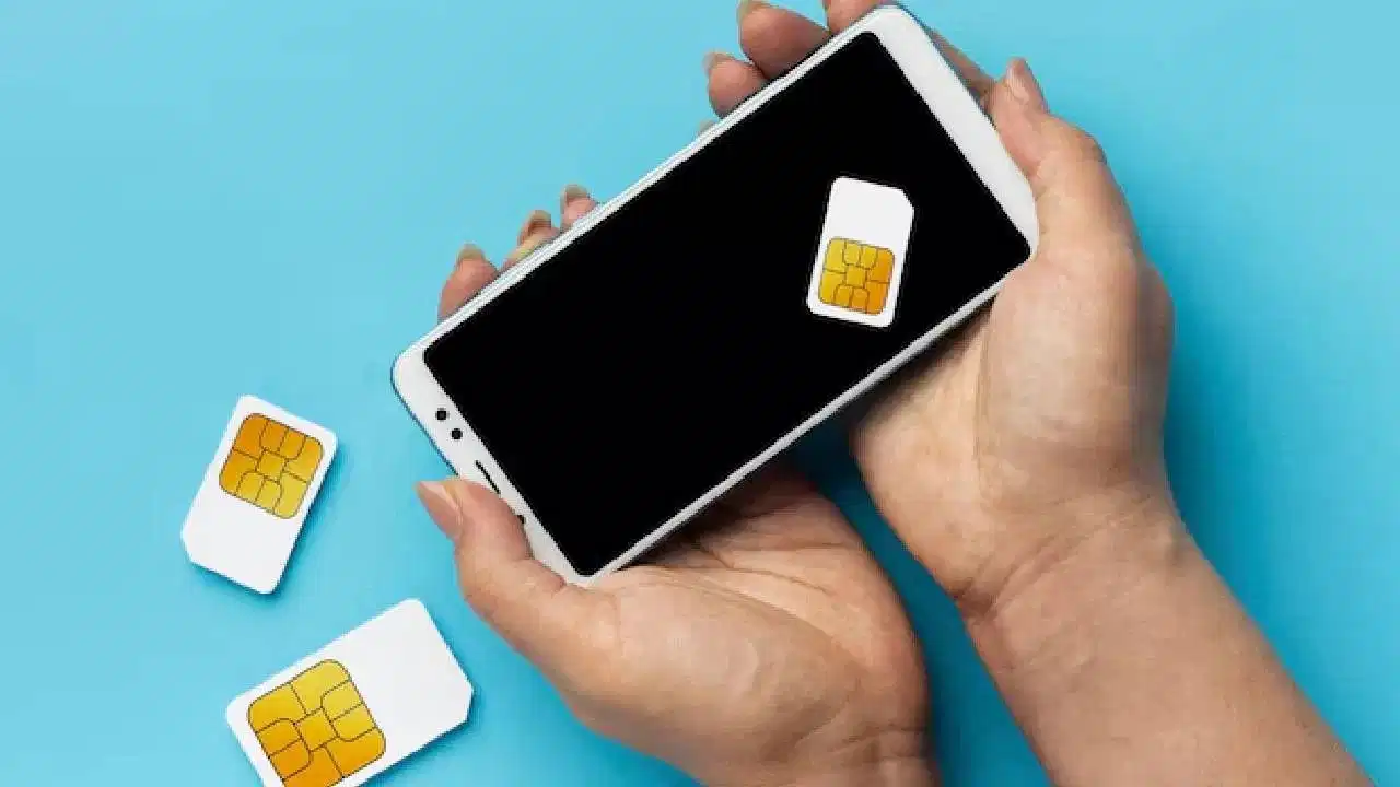 Mobile Number Portability: नंबर बदले बिना बदलें SIM कंपनी, जानें पोर्ट कराने का तरीका और कितना लगेगा चार्ज